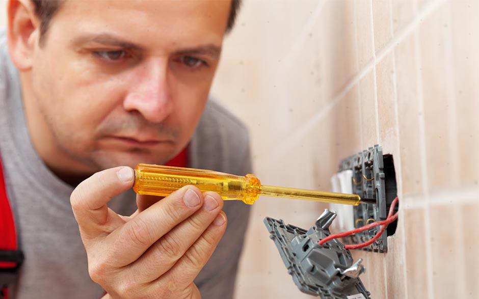 monteur électricien Réau
